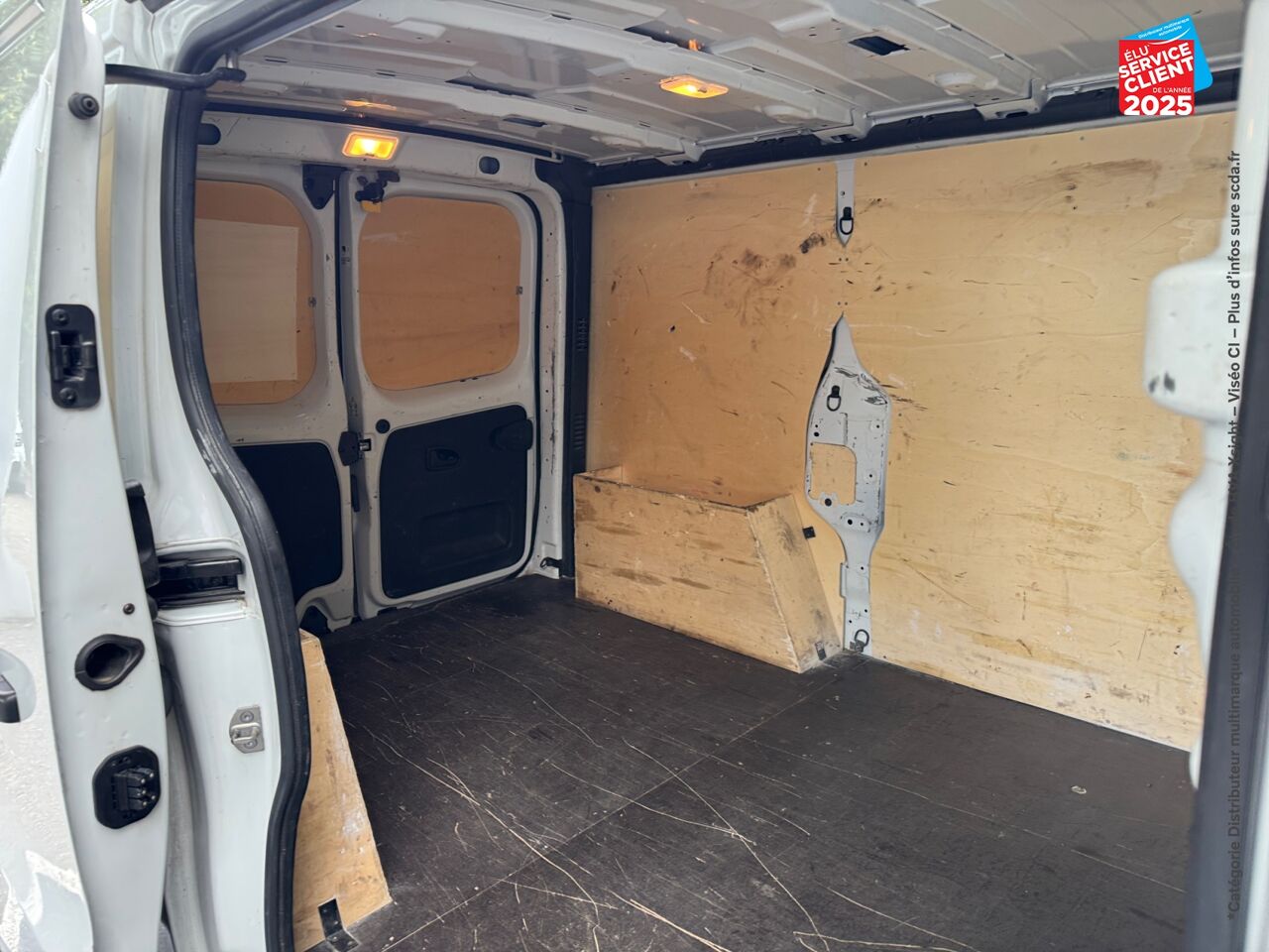 Véhicule d'occasion RENAULT TRAFIC FG L1H1 3T 2.0 BLUE DCI 130CH CONFORT E6E chez Peugeot Hirson