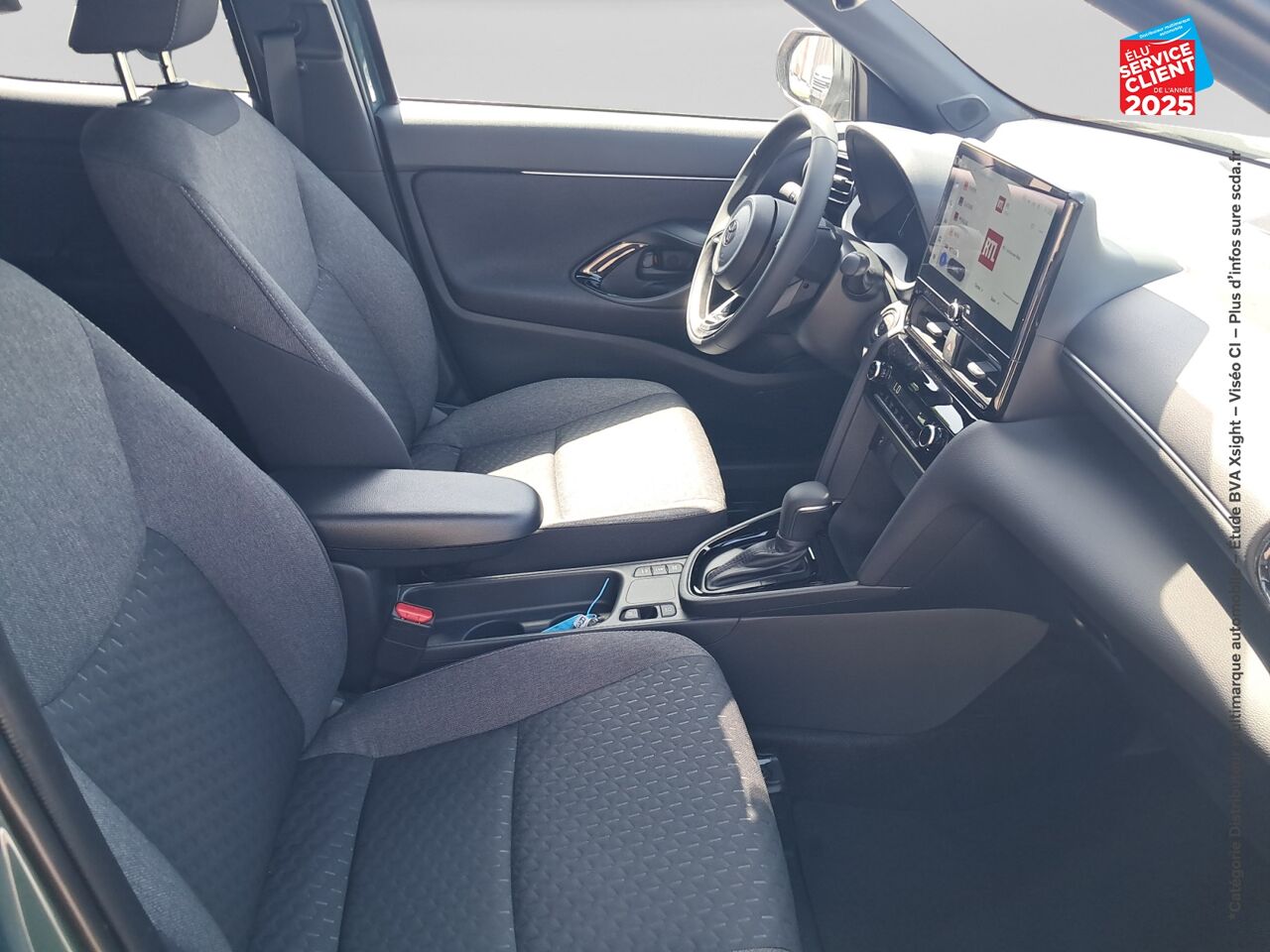 Véhicule d'occasion TOYOTA YARIS CROSS 116H DESIGN MY25 chez Hyundai Epernay