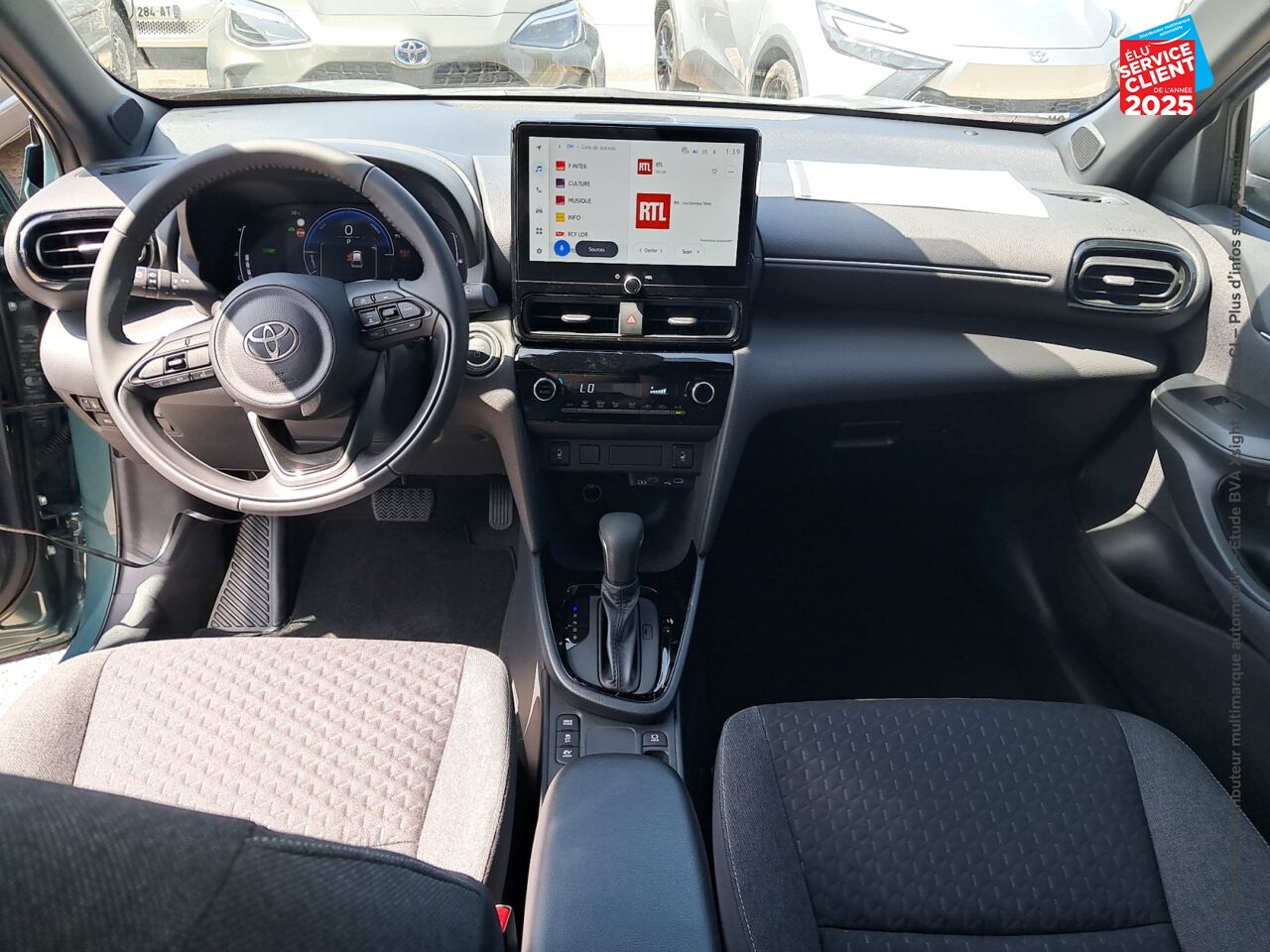 Véhicule d'occasion TOYOTA YARIS CROSS 116H DESIGN MY25 chez Hyundai Epernay