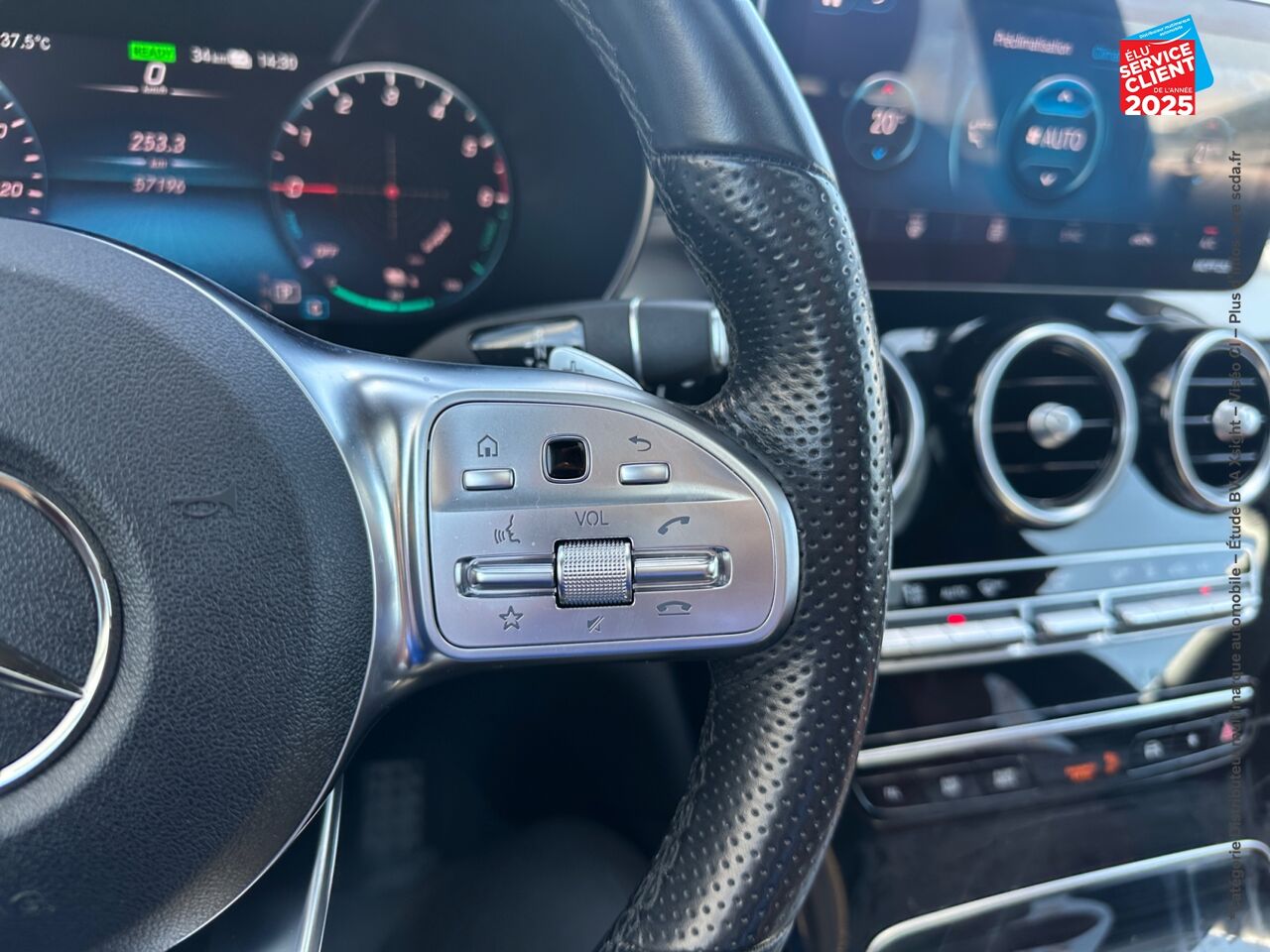Véhicule d'occasion MERCEDES-BENZ GLC COUPE 300 DE 194+122CH AMG LINE 4MATIC 9G-TRONIC chez Toyota Thionville