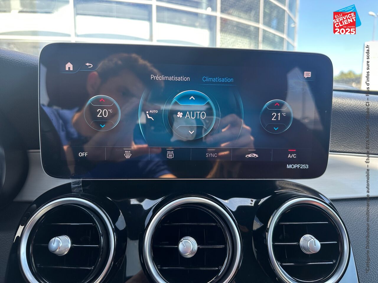 Véhicule d'occasion MERCEDES-BENZ GLC COUPE 300 DE 194+122CH AMG LINE 4MATIC 9G-TRONIC chez Toyota Thionville