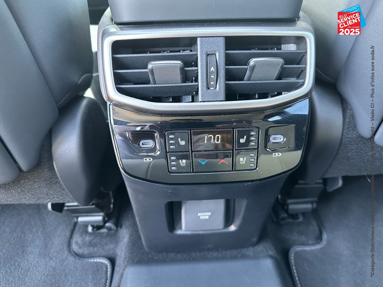 Véhicule d'occasion LEXUS RX 450H+ EXECUTIVE 4WD chez Fiat Dijon