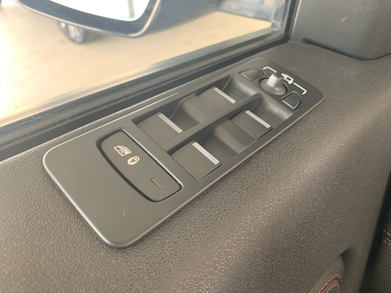 chez Land Rover Strasbourg