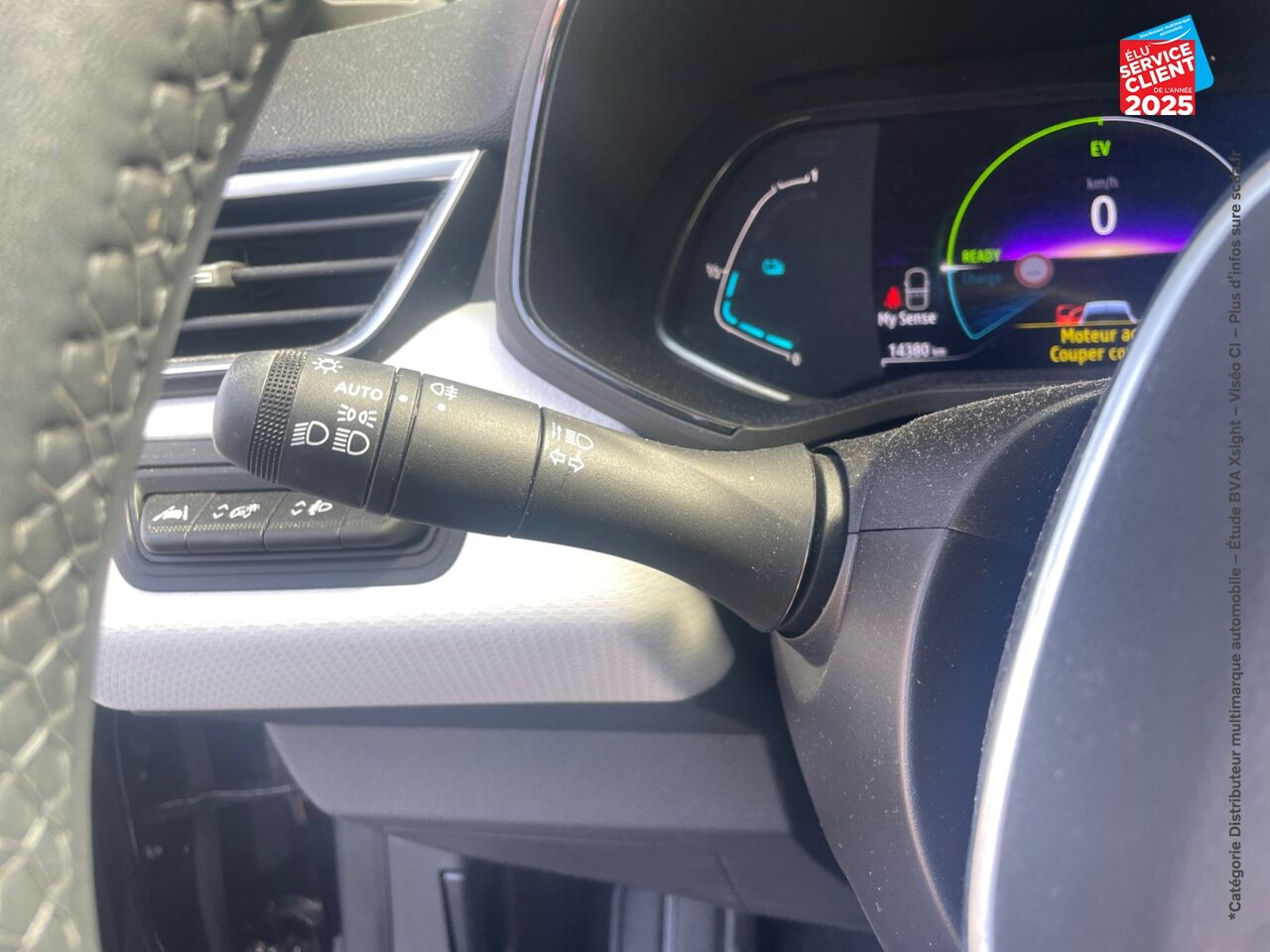 Véhicule d'occasion RENAULT CLIO 1.6 E-TECH HYBRIDE 140CH INTENS -21N chez Dacia Mulhouse