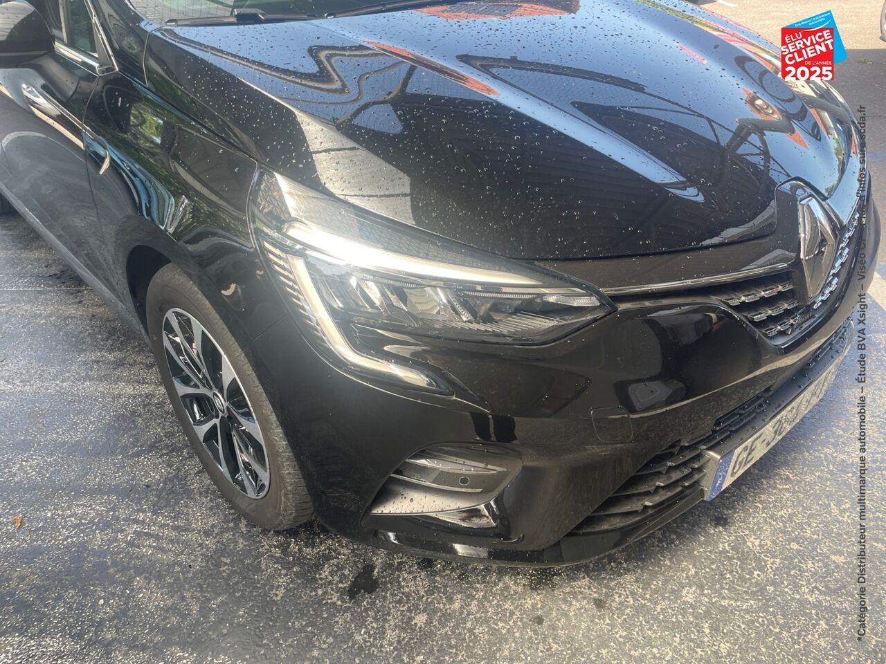 Véhicule d'occasion RENAULT CLIO 1.6 E-TECH HYBRIDE 140CH INTENS -21N chez Dacia Mulhouse