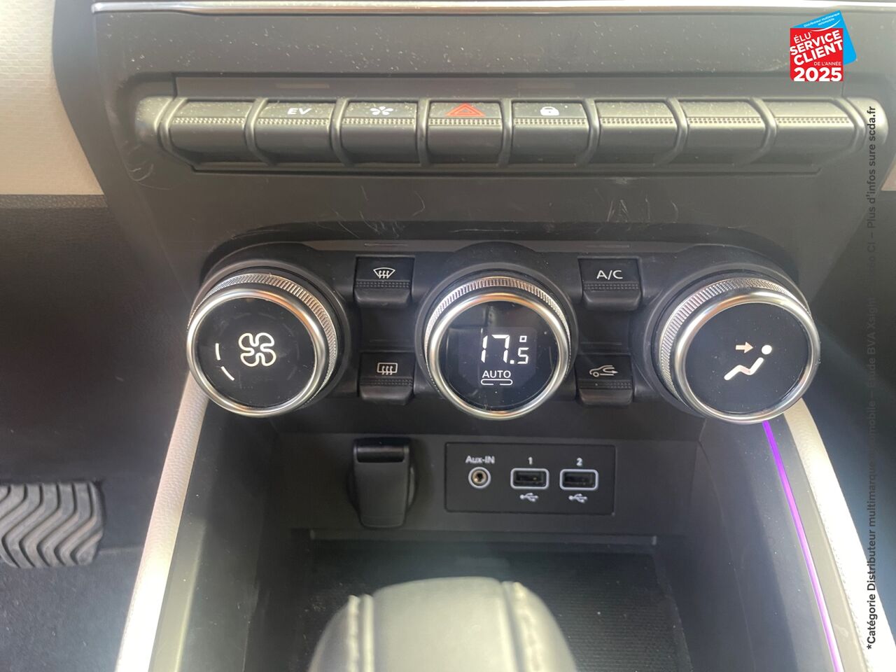 Véhicule d'occasion RENAULT CLIO 1.6 E-TECH HYBRIDE 140CH INTENS -21N chez Dacia Mulhouse