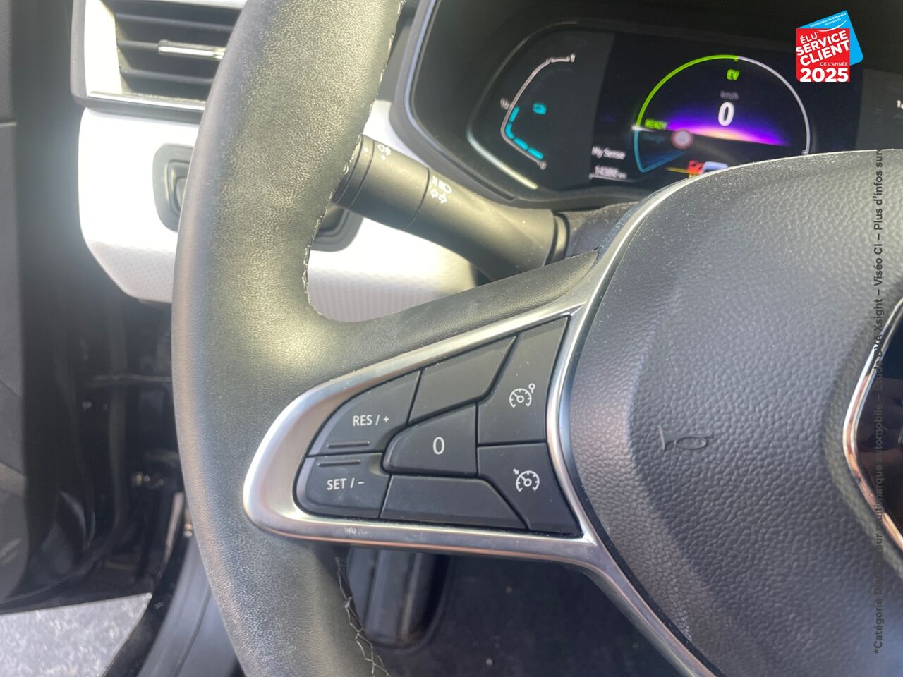Véhicule d'occasion RENAULT CLIO 1.6 E-TECH HYBRIDE 140CH INTENS -21N chez Dacia Mulhouse