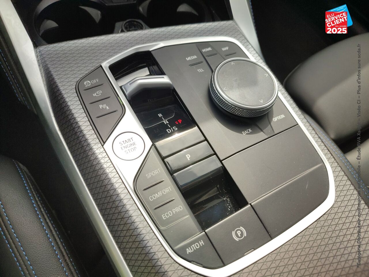 Véhicule d'occasion BMW SERIE 4 GRAN COUPE 420DA 190CH M SPORT TOUVRANT SIEGES CHAUF/CUIR GPS CAMERA CARPLAY H/KARDON chez Land Rover Nancy