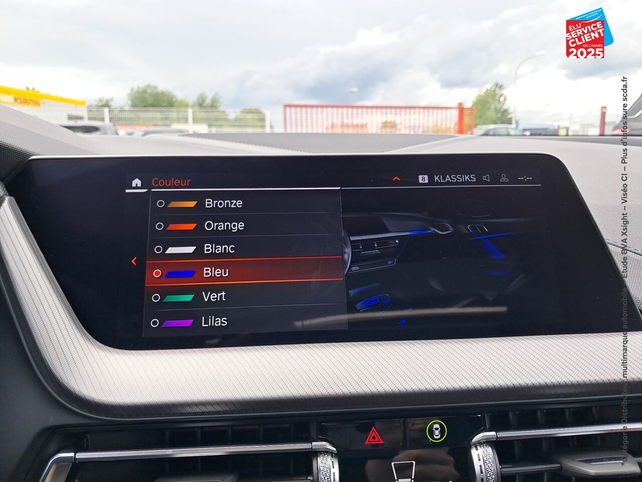 Véhicule d'occasion BMW SERIE 1 118IA 136CH M SPORT DKG7 TOUVRANT GPS CAMERA HUD H/KARDON chez HESS Automobile