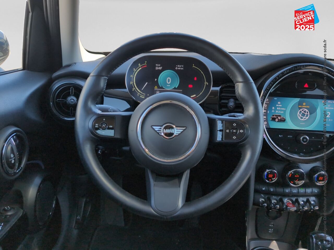 Véhicule d'occasion MINI MINI 5 PORTES COOPER 136CH EDITION CAMDEN BVA7 chez Land Rover Nancy
