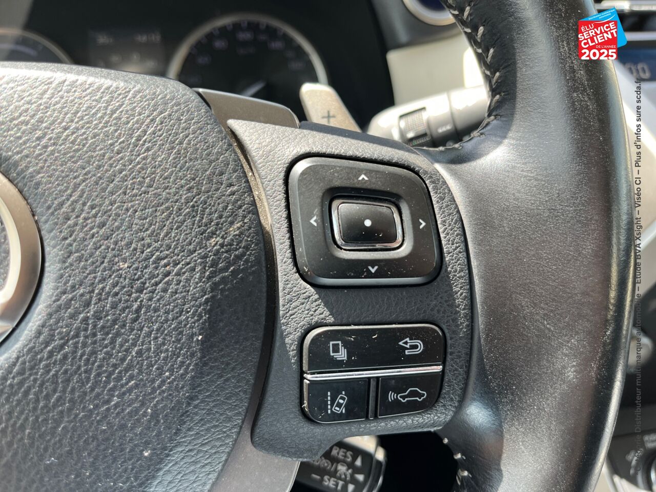 Véhicule d'occasion LEXUS NX 300H 4WD SPORT EDITION SIEGE CHAUF CAMERA GPS chez Hyundai Chalons
