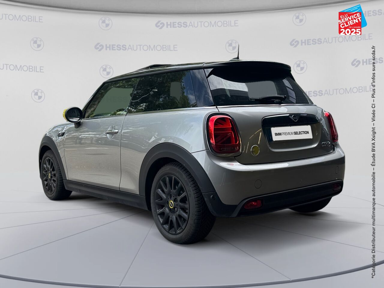 Véhicule d'occasion MINI MINI COOPER SE 184CH EDITION PREMIUM PLUS BVA 5CV chez MINI Lons-Le-Saunier