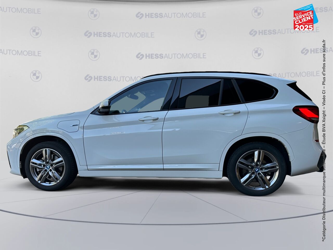 Véhicule d'occasion BMW X1 XDRIVE25EA 220CH M SPORT 6CV TOUVRANT SIEGES CHAUF GPS CAMERA CARPLAY HUD chez MINI Mulhouse