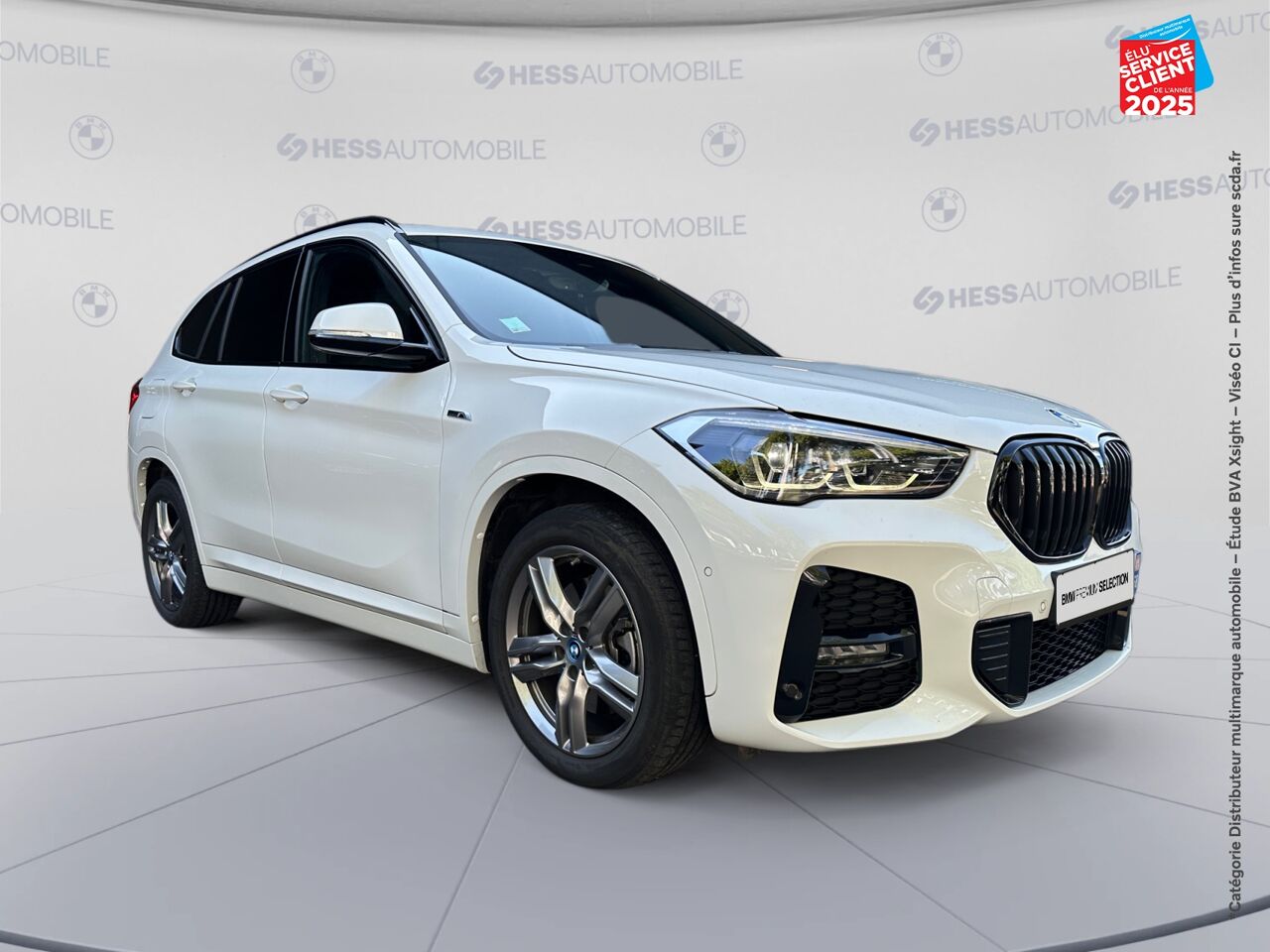 Véhicule d'occasion BMW X1 XDRIVE25EA 220CH M SPORT 6CV TOUVRANT SIEGES CHAUF GPS CAMERA CARPLAY HUD chez MINI Mulhouse