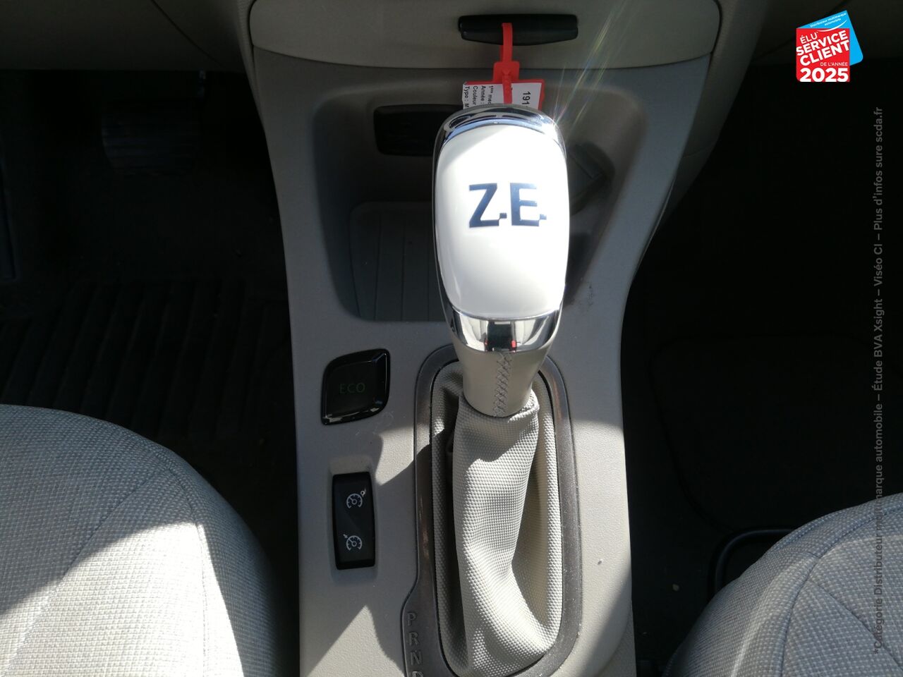 Véhicule d'occasion RENAULT ZOE ZEN CHARGE NORMALE R90 ACHAT INTEGRAL MY19 GPS chez HESS Automobile
