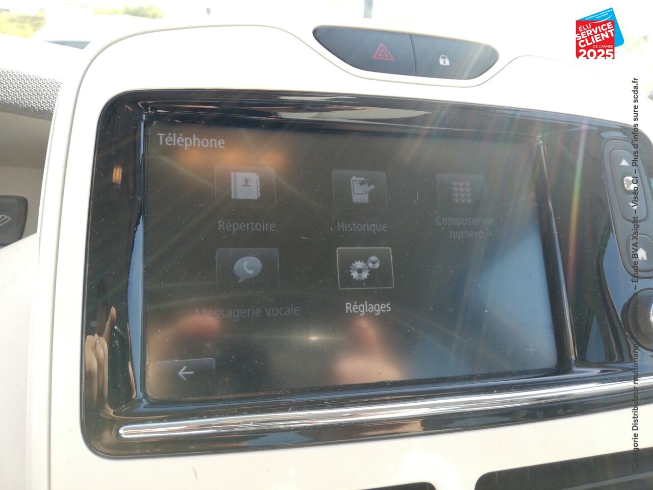 Véhicule d'occasion RENAULT ZOE ZEN CHARGE NORMALE R90 ACHAT INTEGRAL MY19 GPS chez HESS Automobile