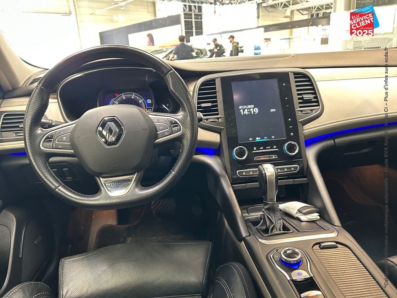 Véhicule d'occasion RENAULT TALISMAN 1.3 TCE 160CH FAP INITIALE PARIS EDC - 19 TOUVRANT SIEGES CHAUF/VENTIL/CUIR CAMERA HUD chez Renault Saint-Louis