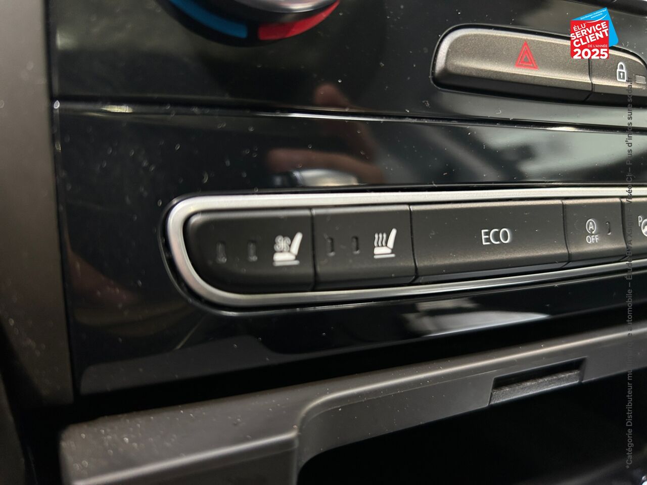 Véhicule d'occasion RENAULT TALISMAN 1.3 TCE 160CH FAP INITIALE PARIS EDC - 19 TOUVRANT SIEGES CHAUF/VENTIL/CUIR CAMERA HUD chez Renault Saint-Louis
