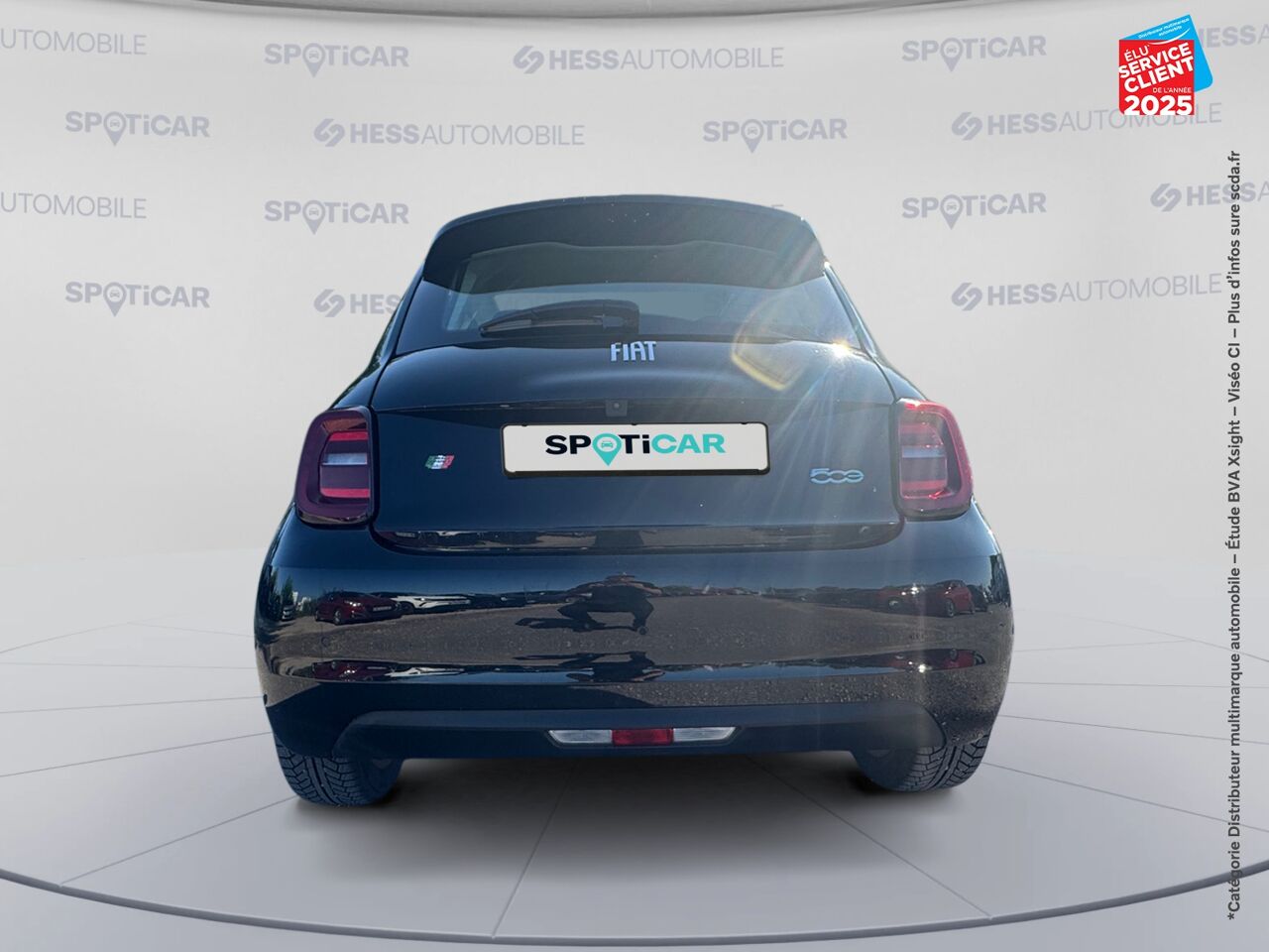 Véhicule d'occasion FIAT 500 E 118CH ICONE PLUS PACK MAGIC EYE CAMERA chez Opel Beaune