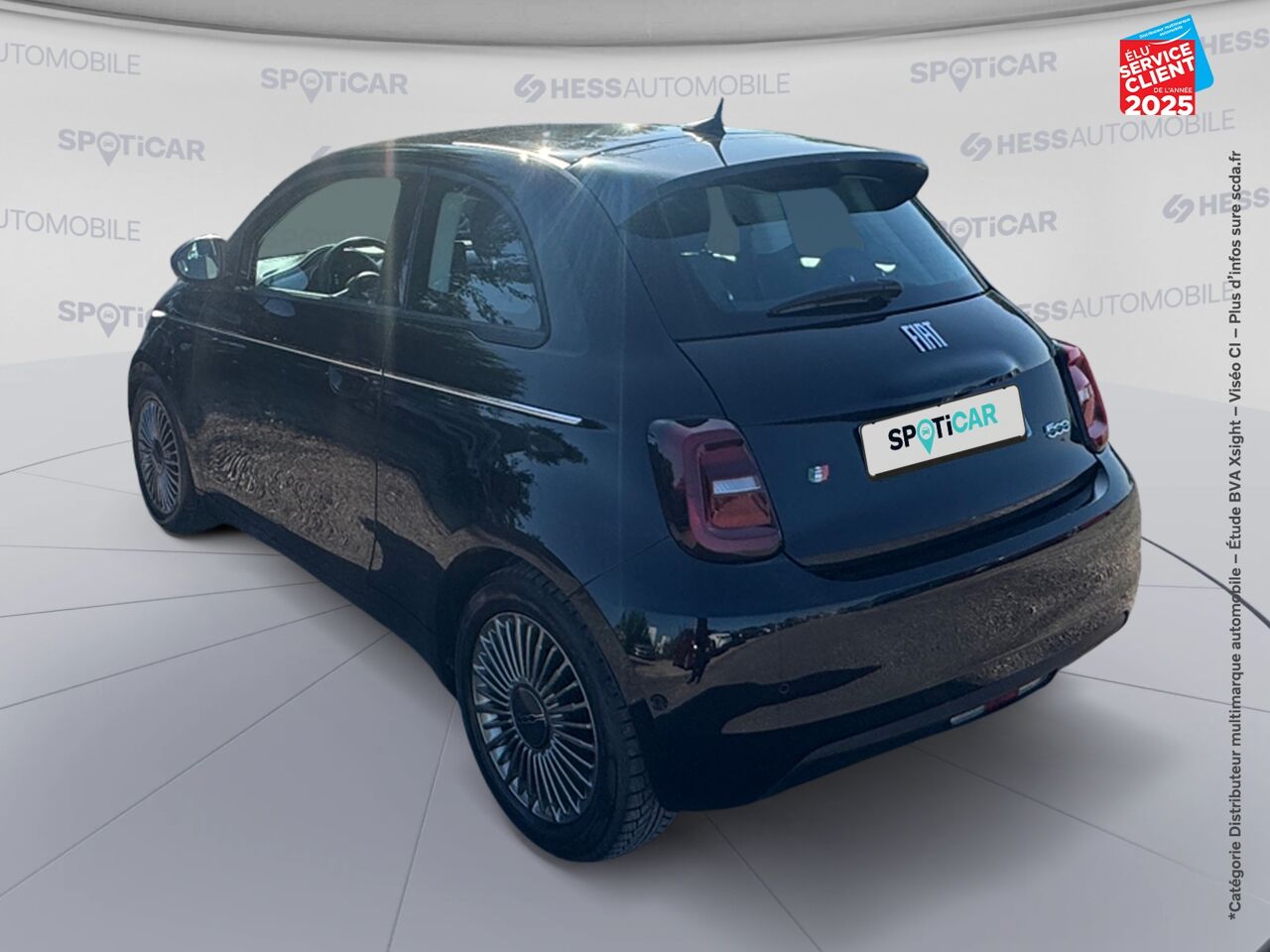 Véhicule d'occasion FIAT 500 E 118CH ICONE PLUS PACK MAGIC EYE CAMERA chez Opel Beaune