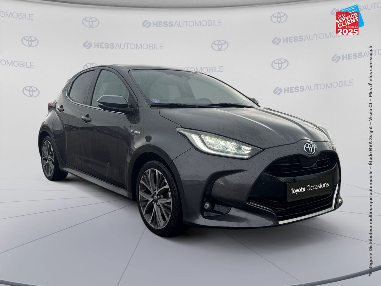 Véhicule d'occasion TOYOTA YARIS 116H ICONIC 5P chez Fiat Dijon