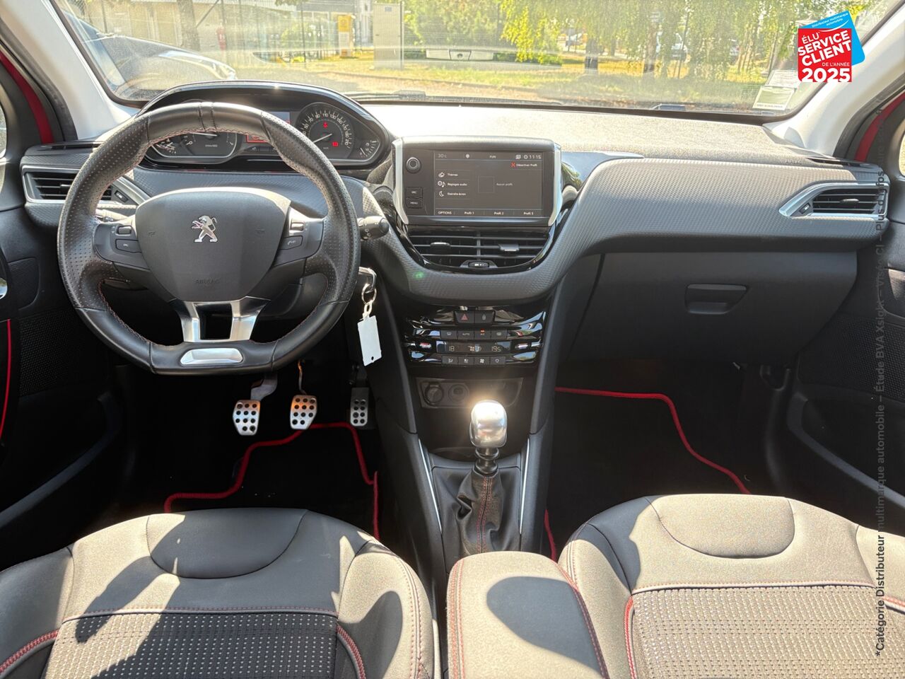 Véhicule d'occasion PEUGEOT 208 1.2 PURETECH 110CH E6.C GT LINE S/S 5P GPS CAMERA CARPLAY chez Le Veodrome