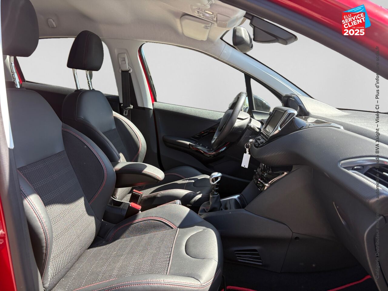 Véhicule d'occasion PEUGEOT 208 1.2 PURETECH 110CH E6.C GT LINE S/S 5P GPS CAMERA CARPLAY chez Le Veodrome