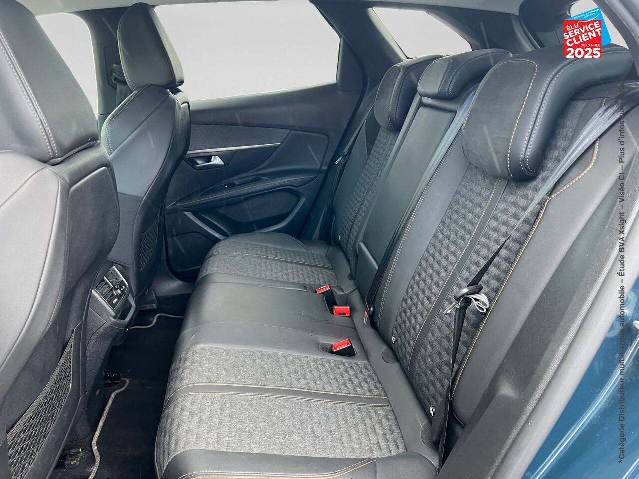 Véhicule d'occasion PEUGEOT 3008 1.5 BLUEHDI 130CH S/S ROADTRIP EAT8 SIEGES CHAUF GPS CAMERA CARPLAY chez Renault Sélestat