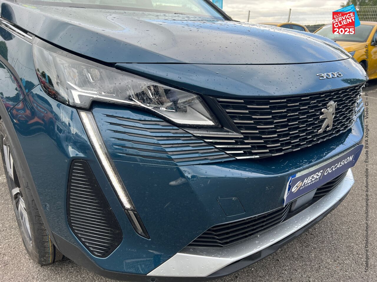 Véhicule d'occasion PEUGEOT 3008 1.5 BLUEHDI 130CH S/S ROADTRIP EAT8 SIEGES CHAUF GPS CAMERA CARPLAY chez Renault Sélestat