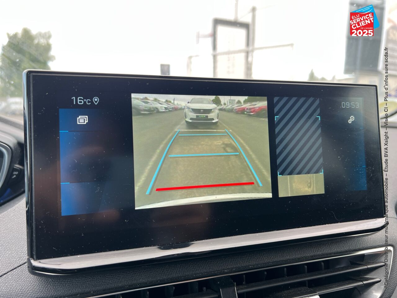 Véhicule d'occasion PEUGEOT 3008 1.5 BLUEHDI 130CH S/S ROADTRIP EAT8 SIEGES CHAUF GPS CAMERA CARPLAY chez Renault Sélestat