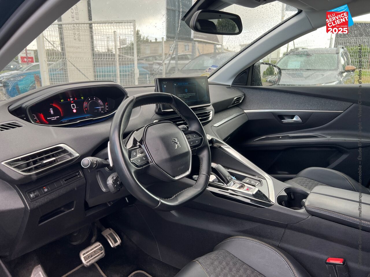 Véhicule d'occasion PEUGEOT 3008 1.5 BLUEHDI 130CH S/S ROADTRIP EAT8 SIEGES CHAUF GPS CAMERA CARPLAY chez Renault Sélestat