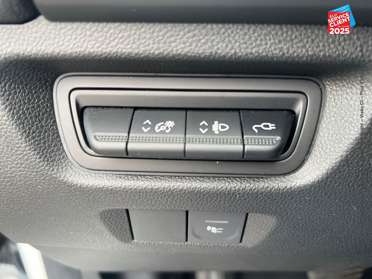 Véhicule d'occasion RENAULT ZOE E-TECH EQUILIBRE CHARGE NORMALE R110 ACHAT INTEGRAL - 22B chez Toyota Sarreguemines