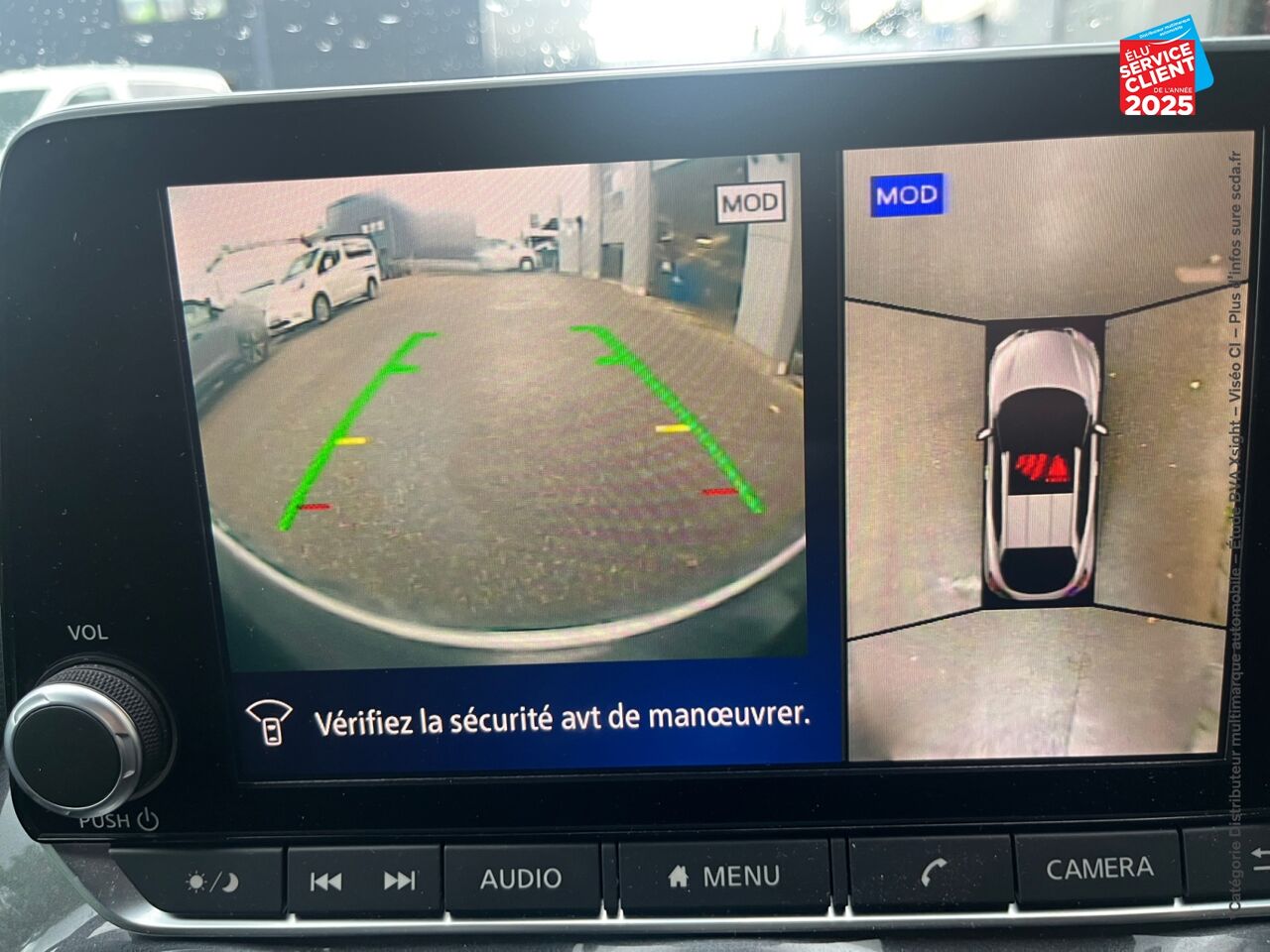 Véhicule d'occasion NISSAN JUKE 1.0 DIG-T 114CH TEKNA DCT 2021 chez Peugeot Reims
