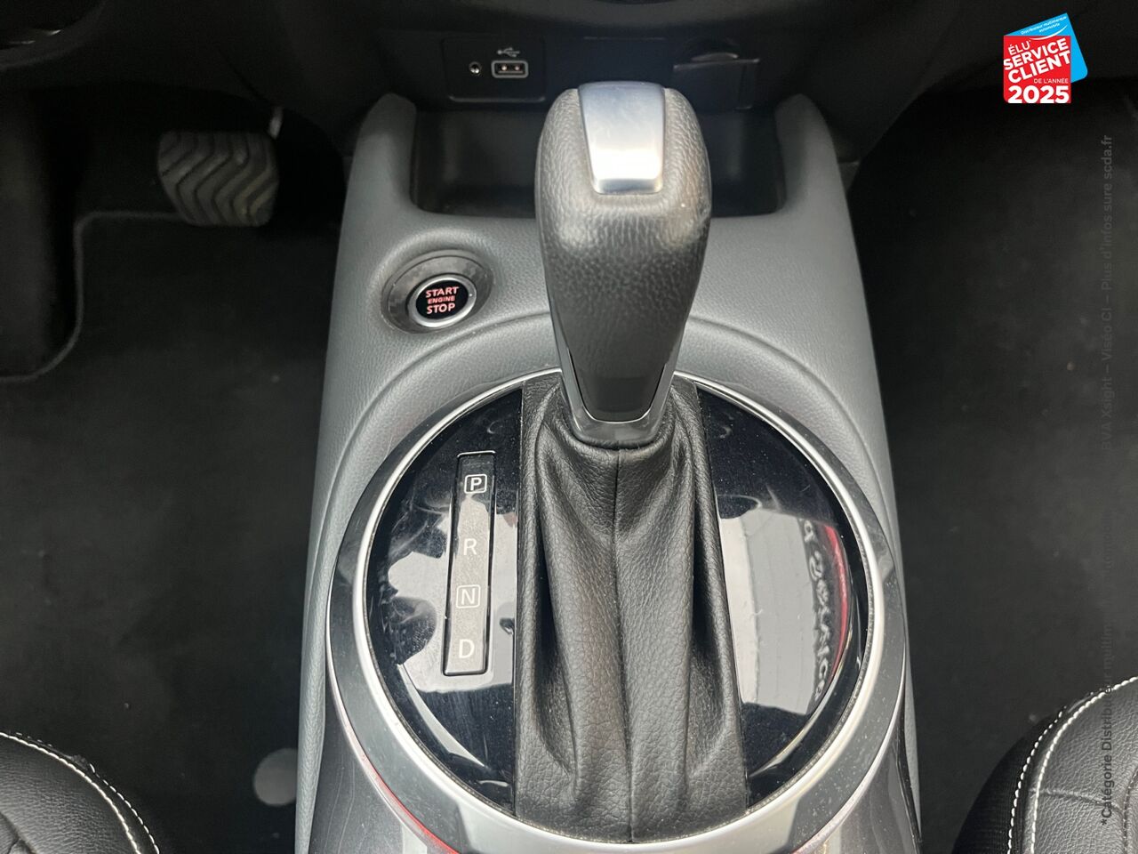 Véhicule d'occasion NISSAN JUKE 1.0 DIG-T 114CH TEKNA DCT 2021 chez Peugeot Reims