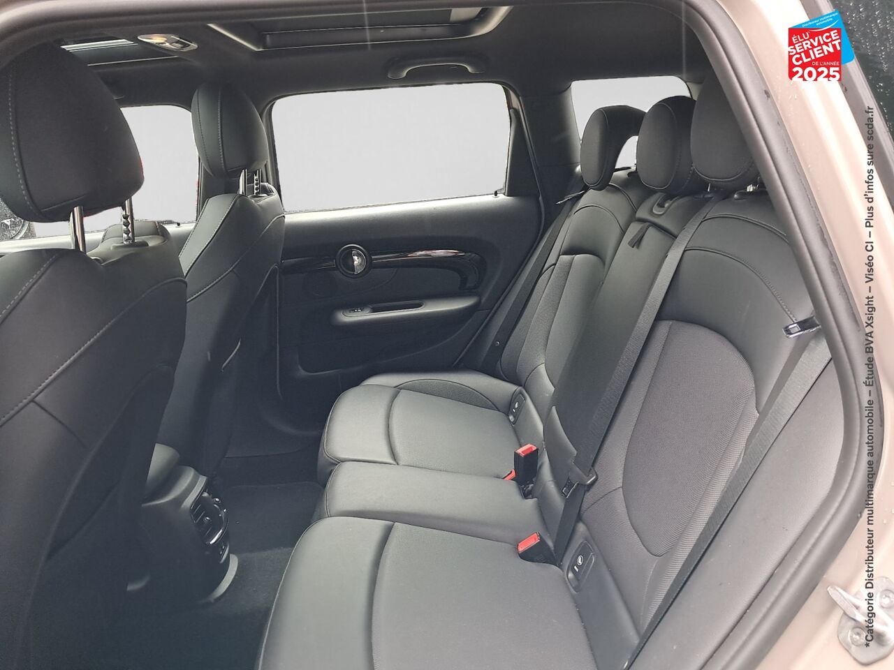 Véhicule d'occasion MINI CLUBMAN COOPER S 178CH KNIGHTSBRIDGE BVA7 TPANO GPS CAMERA CARPLAY chez MINI Lons-Le-Saunier