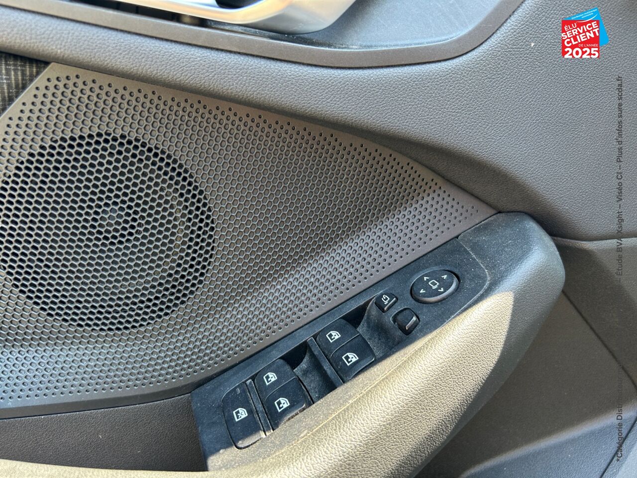 Véhicule d'occasion BMW SERIE 1 116D 116CH BUSINESS DESIGN chez Renault Sélestat