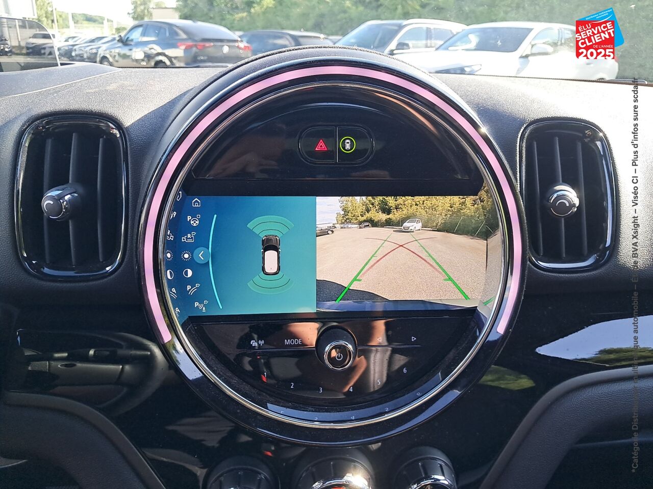 Véhicule d'occasion MINI COUNTRYMAN COOPER SE 125CH + 95CH NORTHWOOD ALL4 BVA6 TOUVRANT GPS chez BMW Besançon