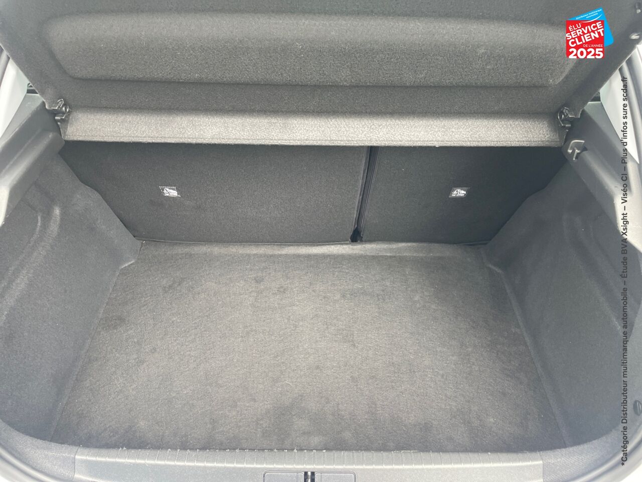 Véhicule d'occasion OPEL CORSA 1.2 75CH ELEGANCE BUSINESS GPS CARPLAY chez Le Veodrome