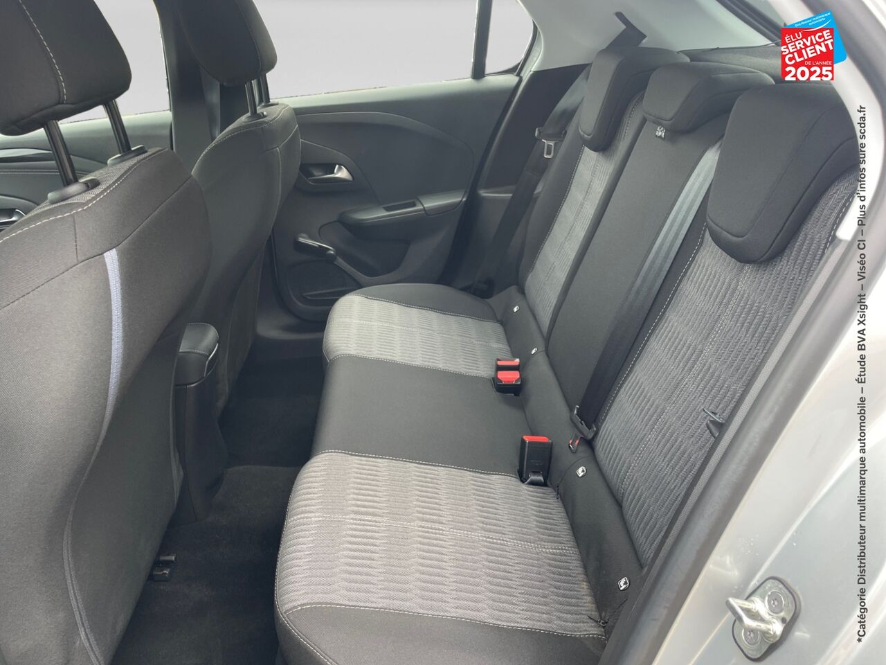 Véhicule d'occasion OPEL CORSA 1.2 75CH ELEGANCE BUSINESS GPS CARPLAY chez Le Veodrome