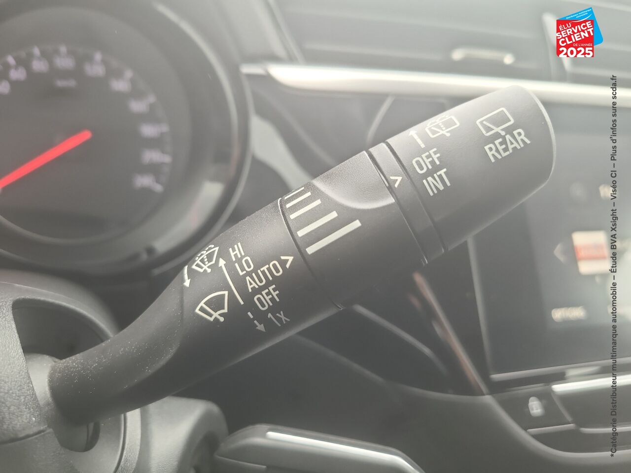 Véhicule d'occasion OPEL CORSA 1.2 75CH ELEGANCE BUSINESS GPS RADAR AR CARPLAY chez Le Veodrome