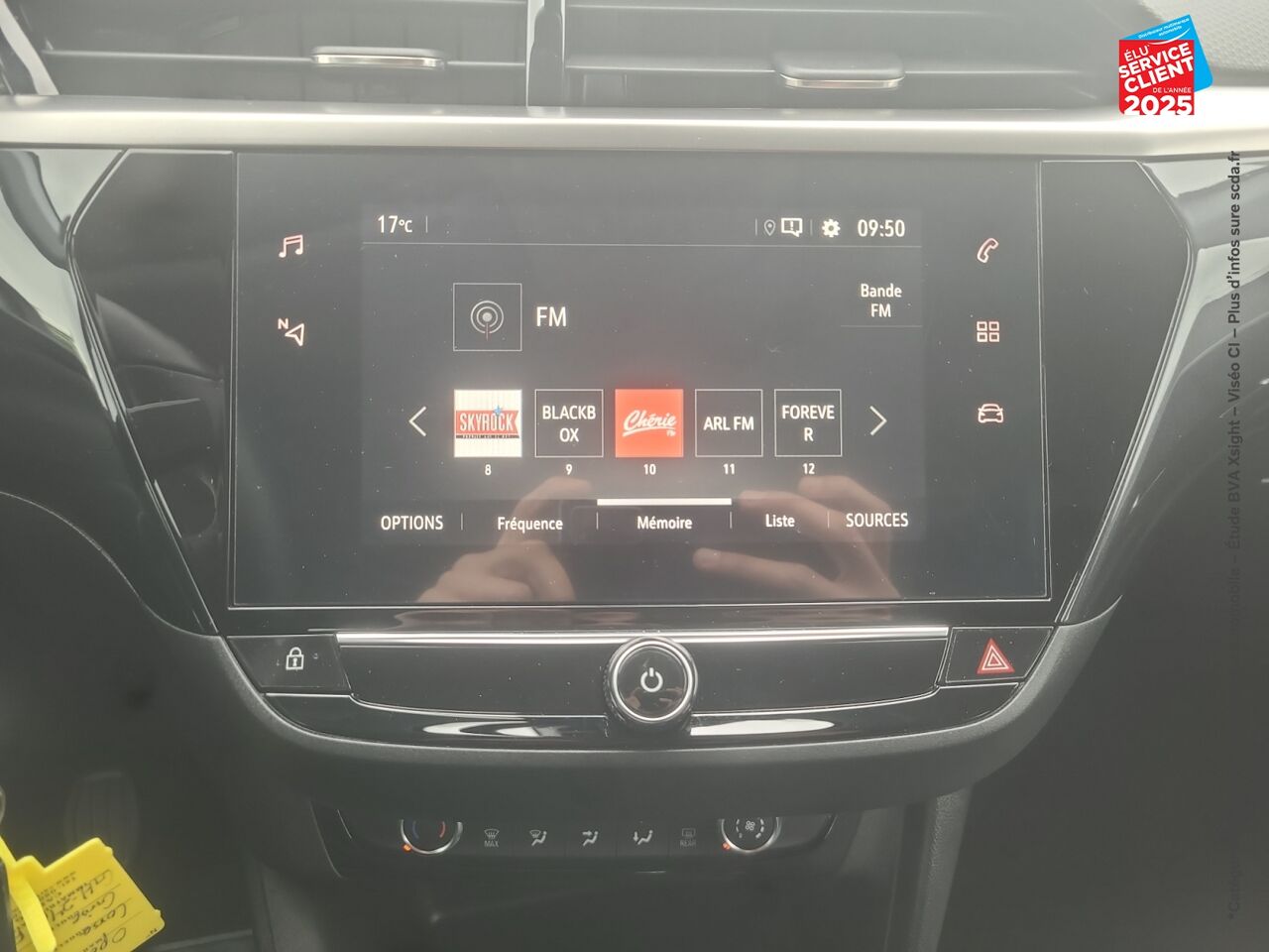 Véhicule d'occasion OPEL CORSA 1.2 75CH ELEGANCE BUSINESS GPS RADAR AR CARPLAY chez Le Veodrome