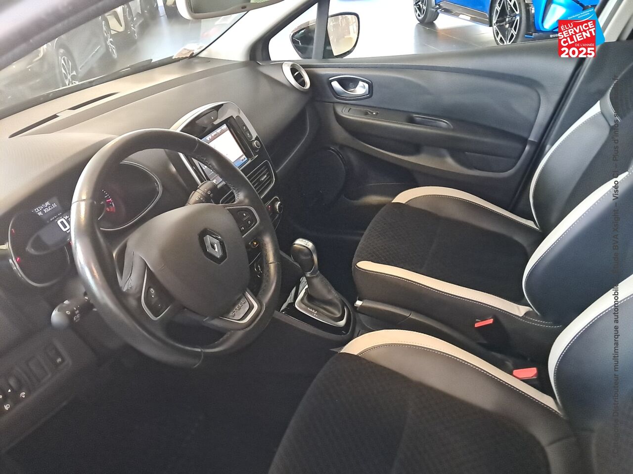 Véhicule d'occasion RENAULT CLIO 1.2 TCE 120CH ENERGY STEEL EDC 5P chez Renault Saint-Louis