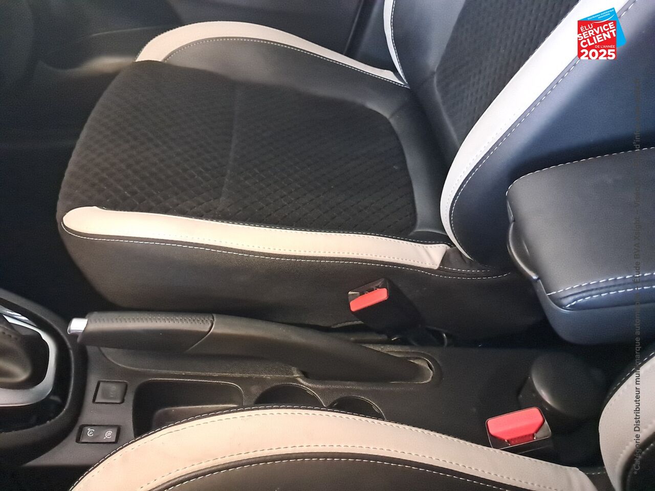 Véhicule d'occasion RENAULT CLIO 1.2 TCE 120CH ENERGY STEEL EDC 5P chez Renault Saint-Louis