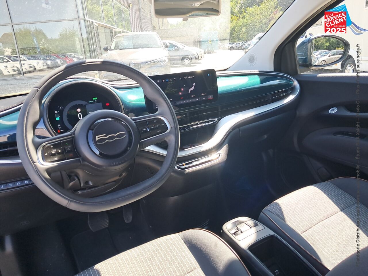 Véhicule d'occasion FIAT 500 E 118CH ICONE chez Nissan Montbéliard