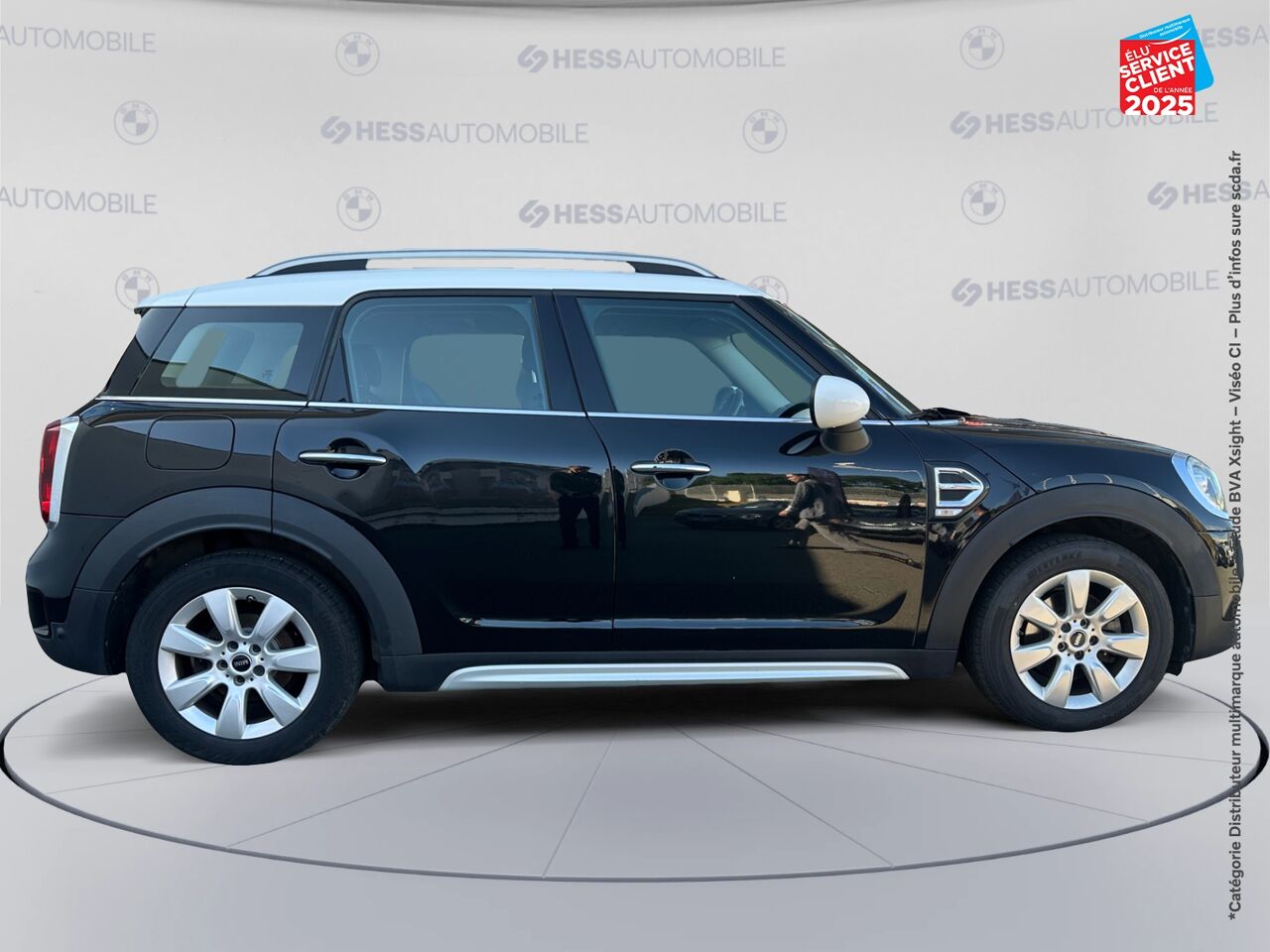 Véhicule d'occasion MINI COUNTRYMAN COOPER 136CH CHILI BVA chez MINI Lons-Le-Saunier