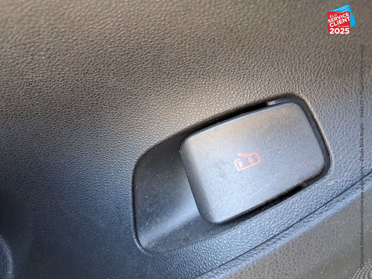 Véhicule d'occasion FIAT 500 E 118CH ICONE chez Hyundai Reims
