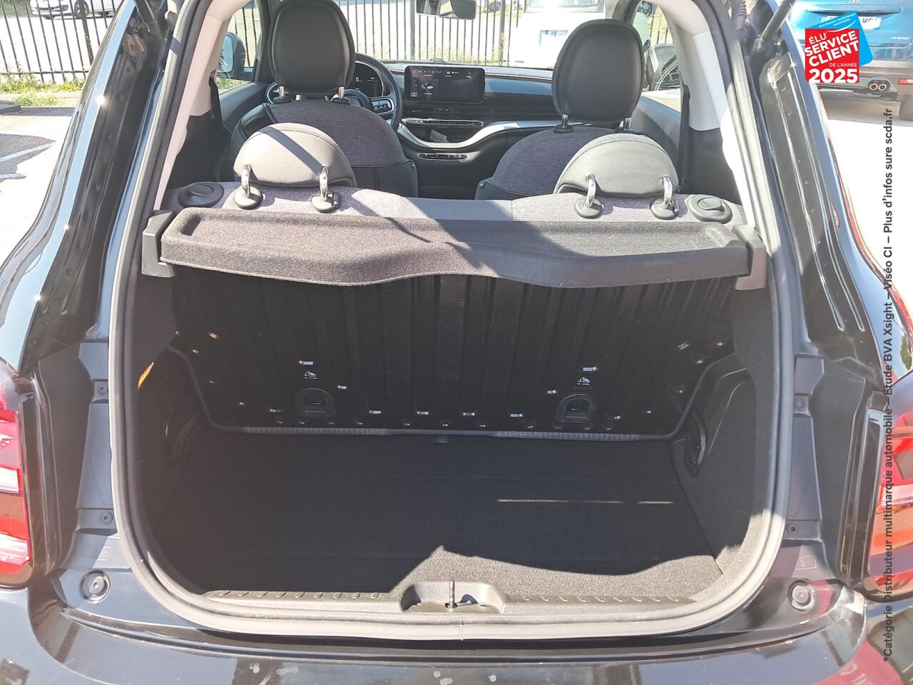 Véhicule d'occasion FIAT 500 E 118CH ICONE chez Hyundai Reims