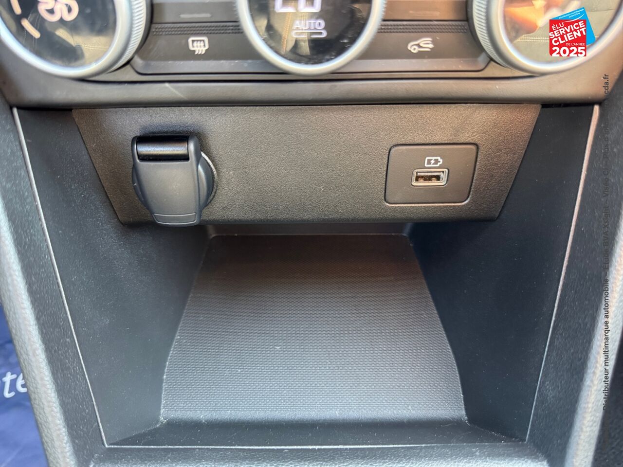 Véhicule d'occasion DACIA SANDERO 1.0 ECO-G 100CH STEPWAY EXPRESSION chez Toyota Bar le Duc
