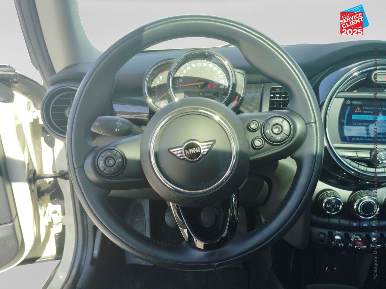 Véhicule d'occasion MINI MINI ONE 102CH HEDDON STREET EURO6D-T chez Renault Saint-Louis