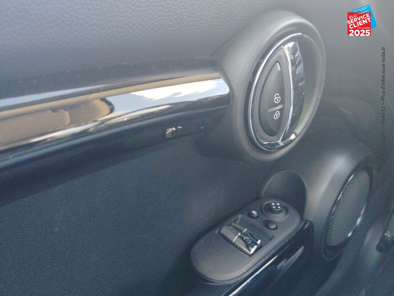 Véhicule d'occasion MINI MINI ONE 102CH HEDDON STREET EURO6D-T chez Renault Saint-Louis
